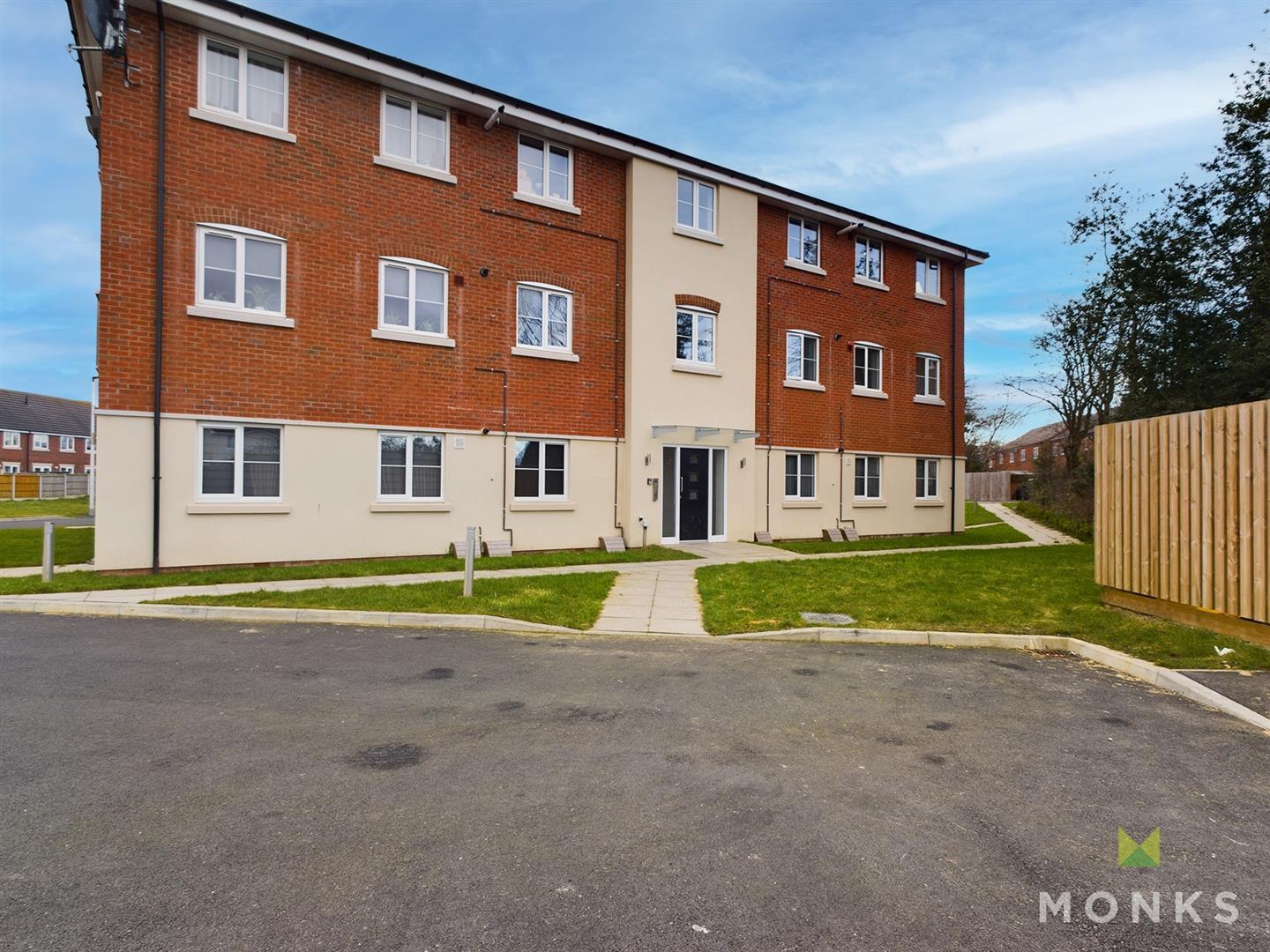11 Lovett Place, Oswestry, SY11 3QS For Sale